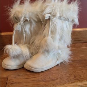 Girls Pottery Barn Teen Slippers